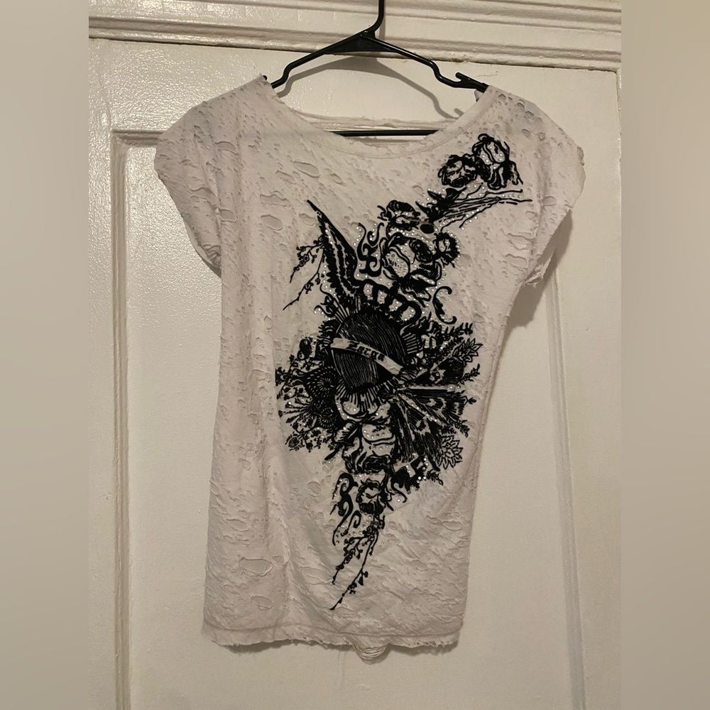 White top in size M. Made in Turkey.